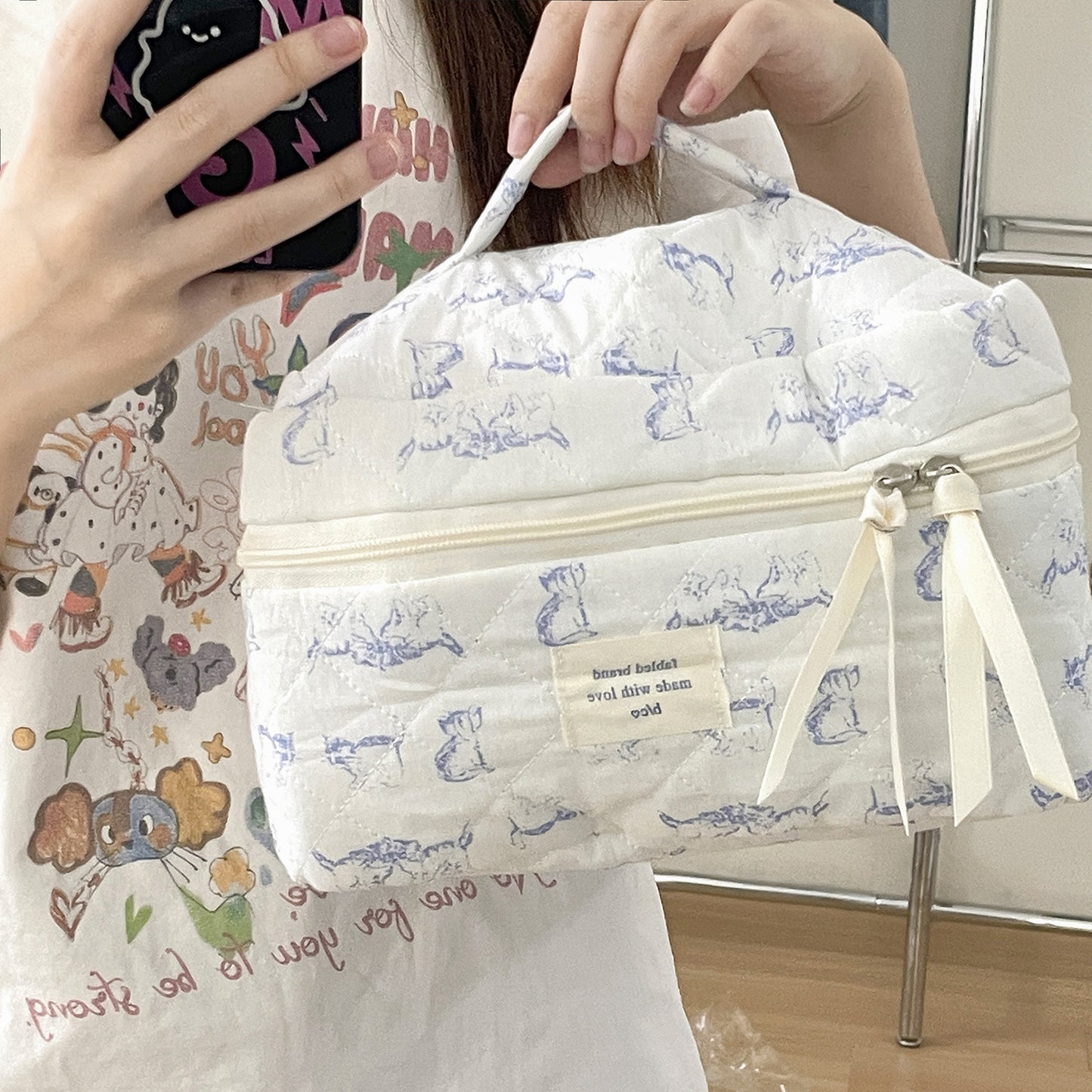 Cute Blue Retro Floral Rose Cat Quilted cotton Large Handle Makeup Bag, Large Capacity Makeup Bag