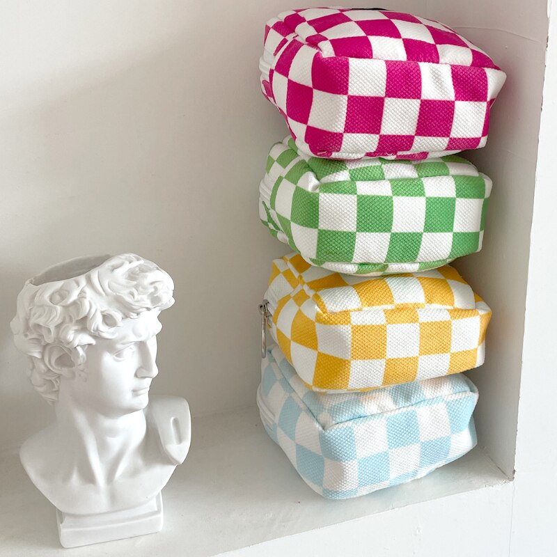 Ins Fashion Colorful Checkerboard Coin purse Makeup Pouch Girls Portable Sanitary Napkin Aunt Napkin Tampon Organizer