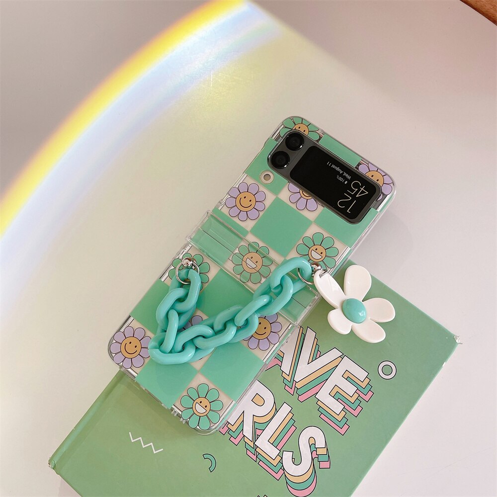 Cute Cartoon Smile Flower Wrist Chain Case For ZFlip 3-5 Bracket Pearl Bracelet Cover