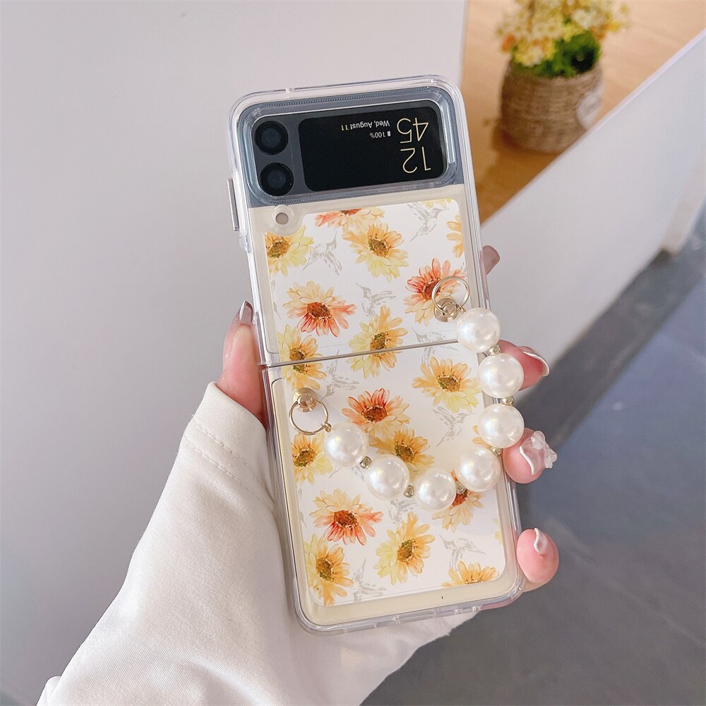 Cute Cartoon Smile Flower Wrist Chain Case For ZFlip 3-5 Bracket Pearl Bracelet Cover