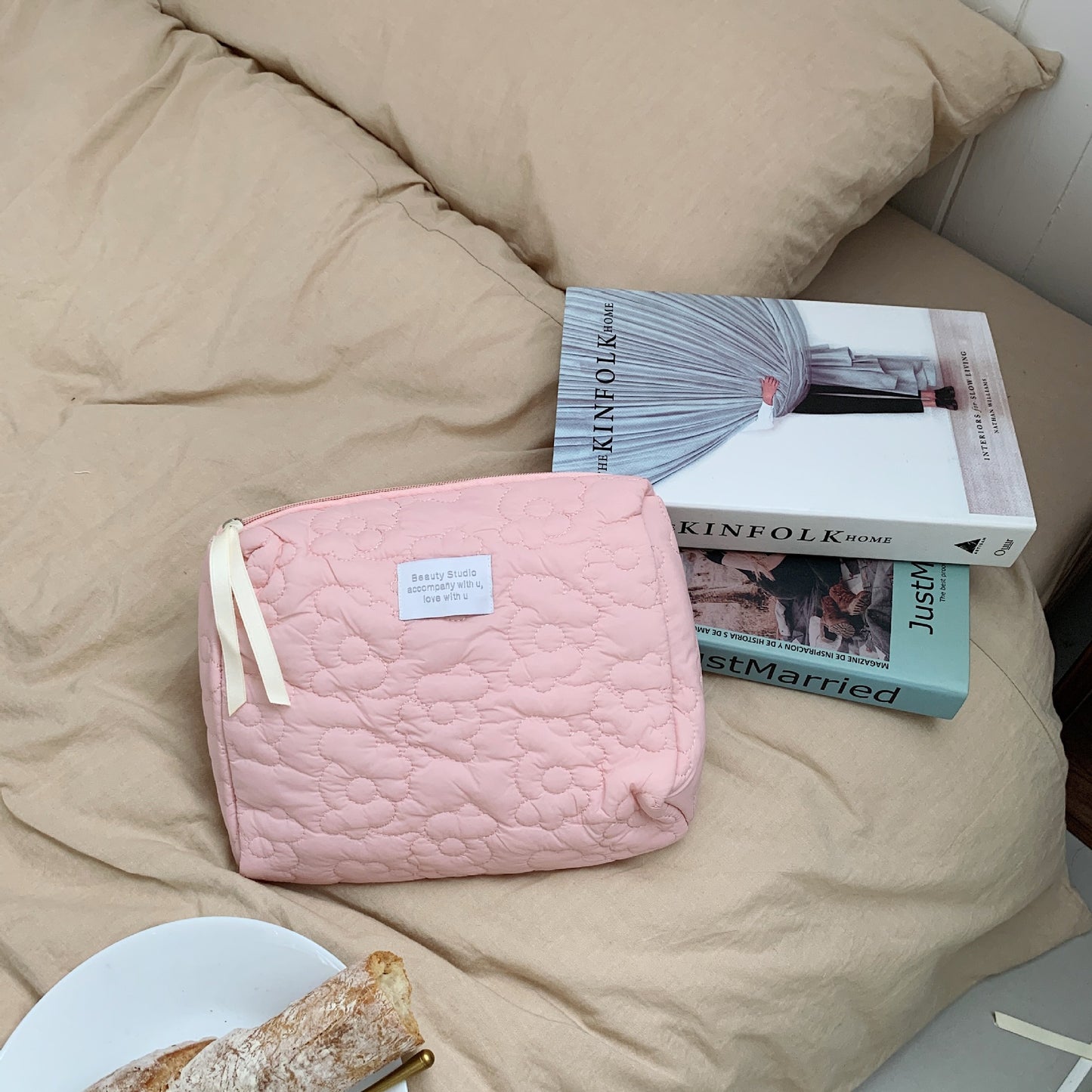 Sweet Colors Classic Flowers Pattern Soft Nylon Makeup Bag, Cosmetic Organizer, Cosmetic Bag, Makeup Toiletry Organizer, Travel Case Pouch