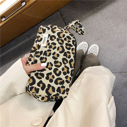 Simple Design Female Purses Organizer Leopard&amp;Zebra Canvas Make up Bag Zipper Pouch Wristlet Wallet Bags for Women Gift