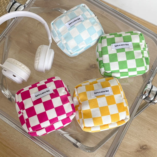 Ins Fashion Colorful Checkerboard Coin purse Makeup Pouch Girls Portable Sanitary Napkin Aunt Napkin Tampon Organizer